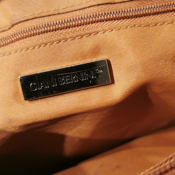 Giani Bernini Cognac Smooth Leather Fold Over Flap Shoulder Bag - Picture 3 of 10